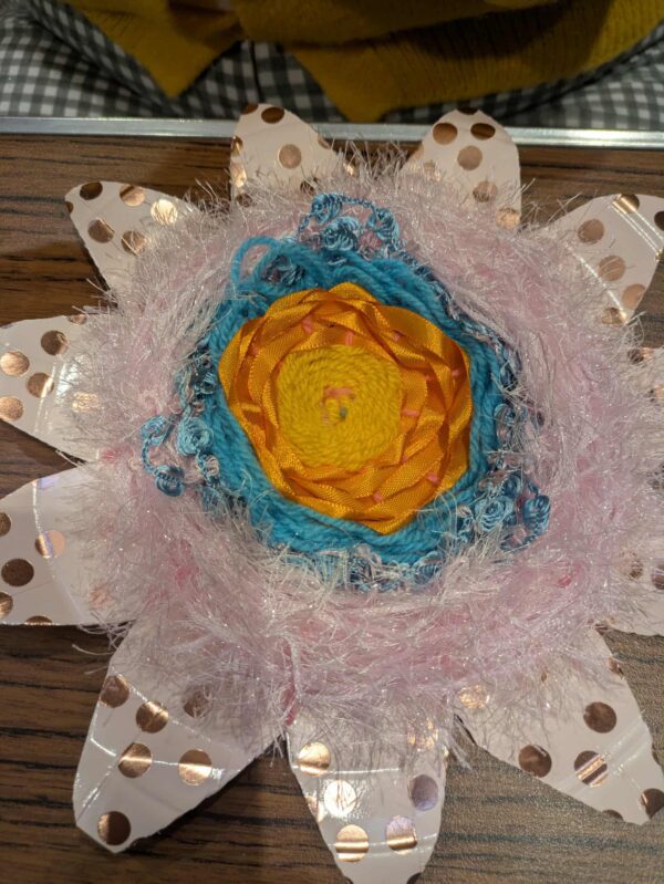 Kiri Cottage Weaving a Christmas Tree Star 4