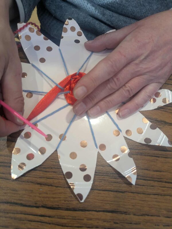 Kiri Cottage Weaving a Christmas Tree Star 6